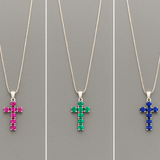 Collana in oro bianco con croce di zaffiri